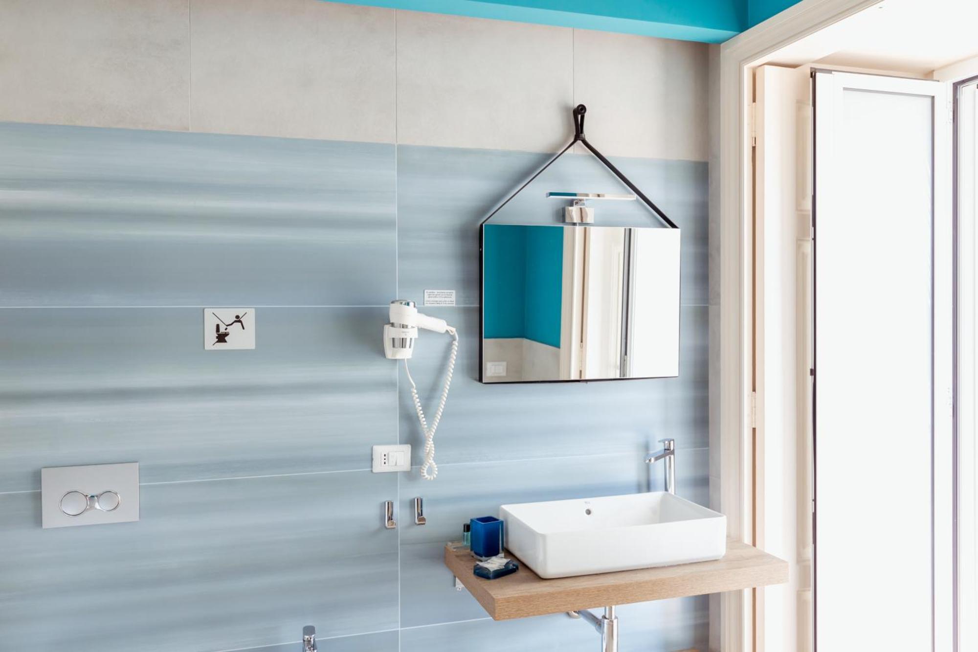 نابولي Suite Riviera 84 المظهر الخارجي الصورة